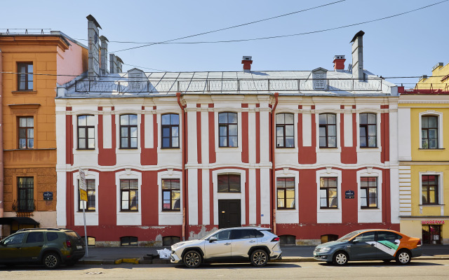 IYUN Na 7-J Linii Guest House