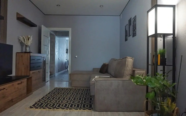 Voznesenskaya Flat