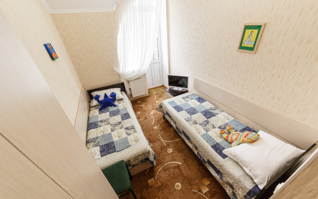 Chelsi Hotel