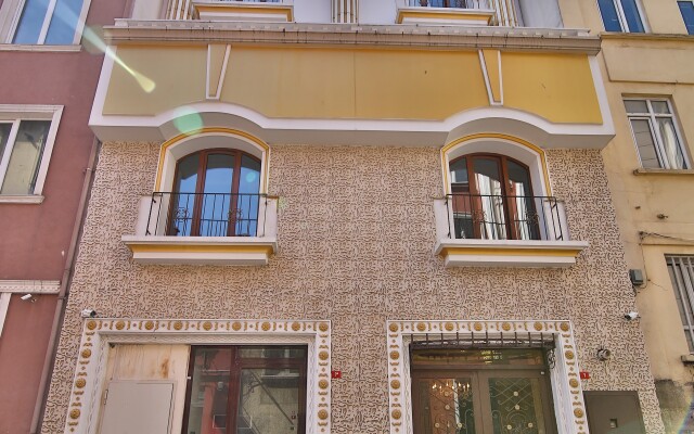 Hotel Queens Land Istanbul