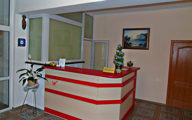 Omega-Briz Guest House