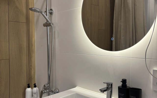 Квартира BestHome Евродвушка стильная светлая в центре города