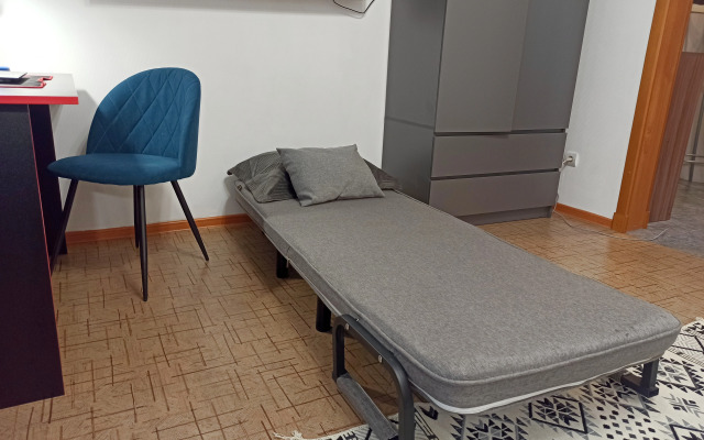 Uyutnaya Blizko ot Vokzala i Serysheva Flat