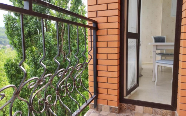 Raidas Lyuks na Pestova 15B Flat