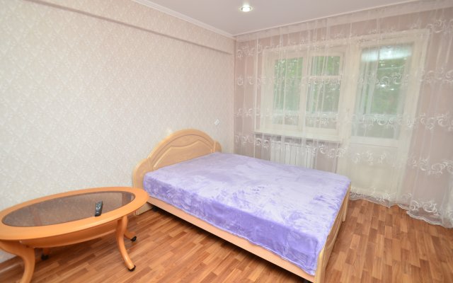 Dvuhkomnatnye Na Gladkova 21 Apartments