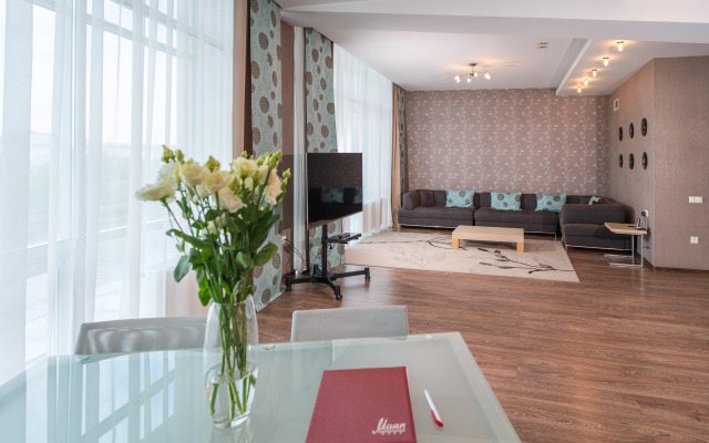 Mayak Korpus Irtyish Hotel