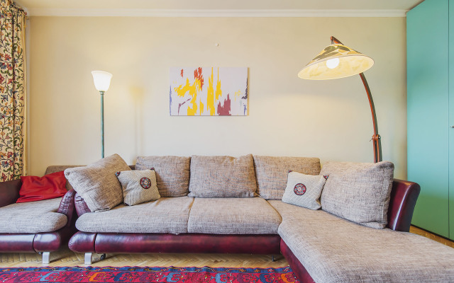 GM ryadom s Belym Domom  Apartments