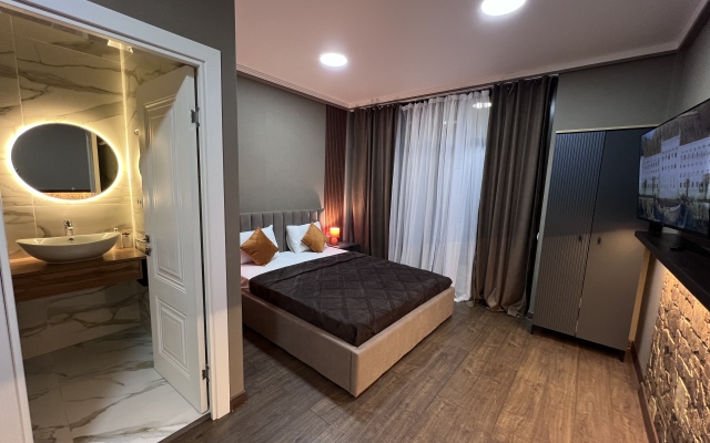 Tali on Dermanovskogo 42 Guest House