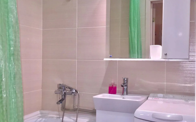 Квартира на Июльских дней