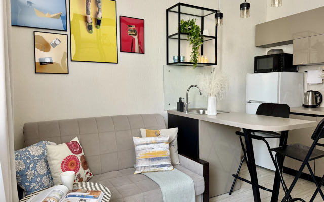 1-k, m. Belomorskaya Flat