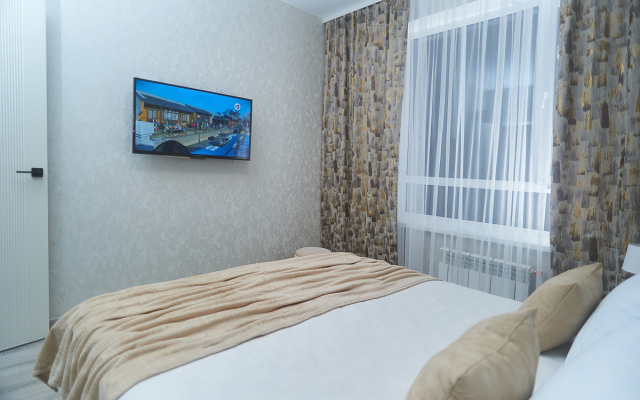 Dvukhkomnatnye Kak Doma 58 Na Mira 78 Apartments