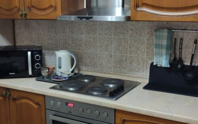 Trekhkomnatnaya Na Ulitse Leningradskaya 18 Flat