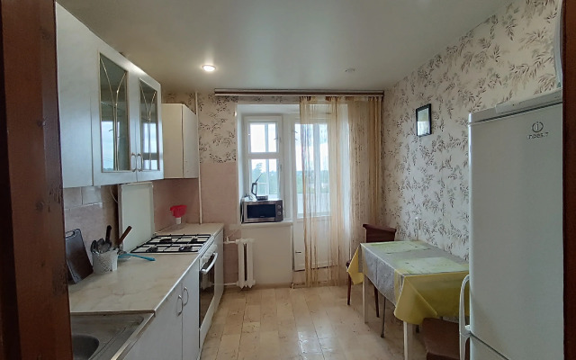 Квартира Двухкомнатная 50 лет ВЛКСМ,д33 - фото 3