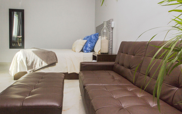 Апарт-Отель Aquamarina Suites