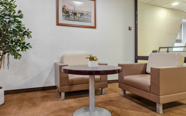 Classic Dom Hotel