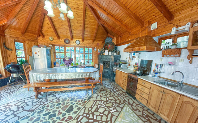 Апартаменты Прибрежная 15 №14 Альфагид