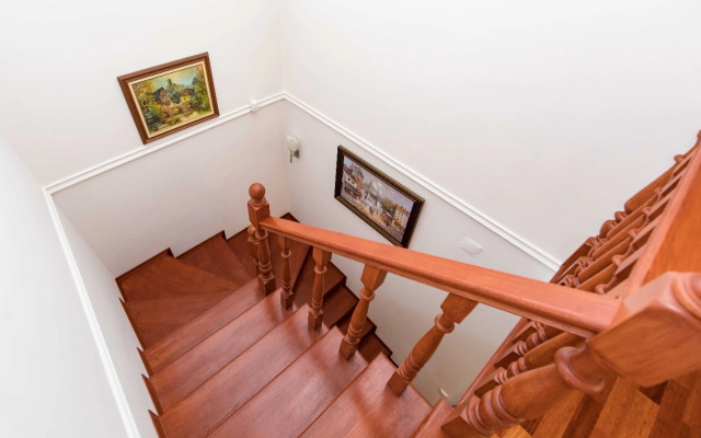 V Samom Tsentre Sochi Private House