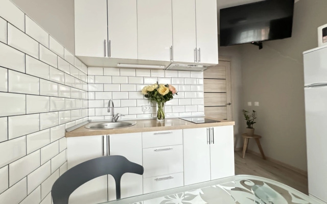 Studiya S Balkonom Layk Mily Dom Apartments