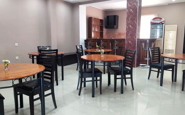 Max Comfort Hotel