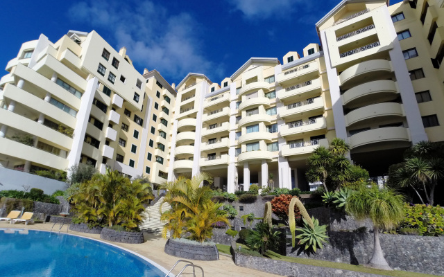 Superior Rentals In Madeira Apartments