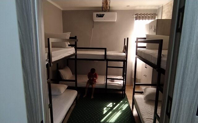 Chinor Hostel