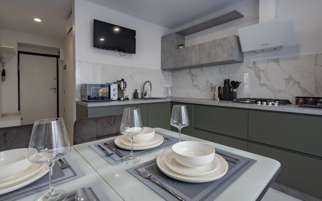 Aktsent Flat