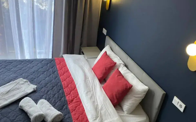 5 Min ot Morya Apartments