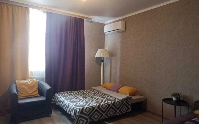 Na Ulitse Maksima Gorykogo Flat