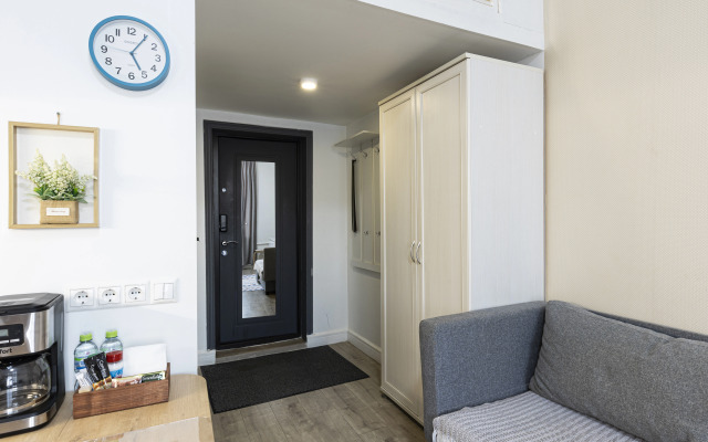 Apartamenty semeynye Na 3-Kh Gostey U Metro Okruzhnaya