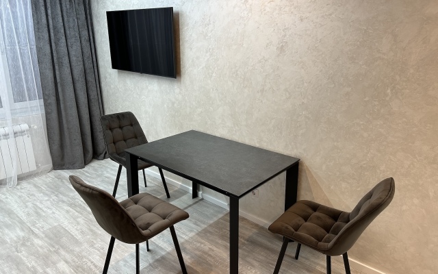 Апартаменты на улице Танкистов 80а