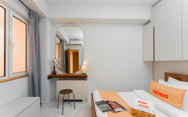 KeyGo #0163, 2 Bedroom, Balcony near Park Apartments