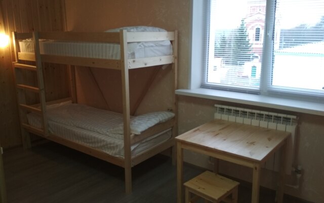 Bolhov Guest house