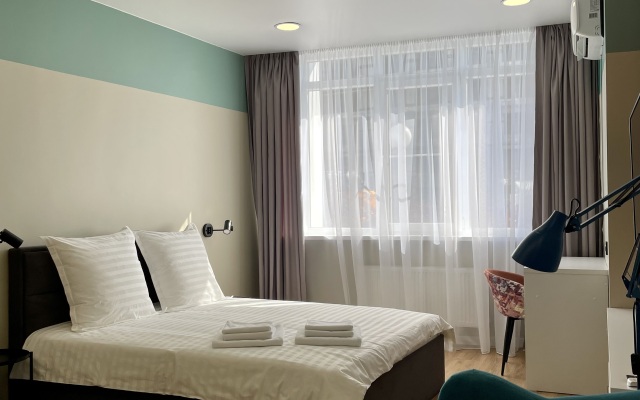 Parusa Studiya Apartments