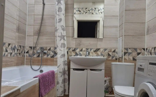 Ryadom S M-10 I Gipermarket Globus Flat