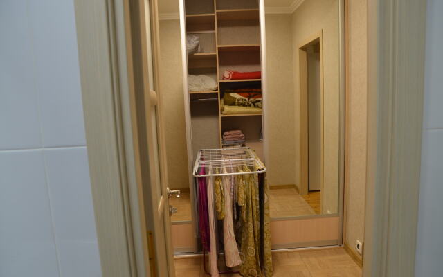 Khant 1 Apartments