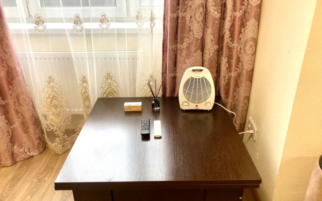 Uyutnaya S Udobnoy Lokatsiey Flat