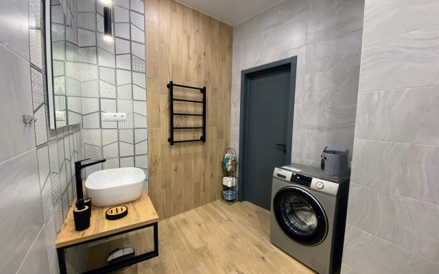 Квартира 2-комнaтная в истopичecкoй чacти гopода