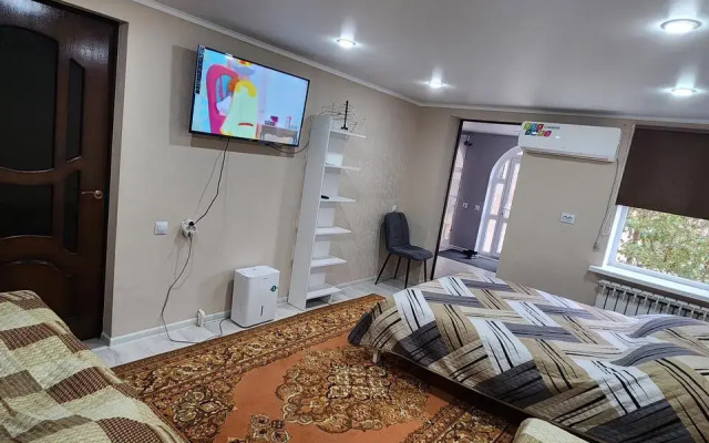 Komfortnoye Zhilye U Parka Loga Flat
