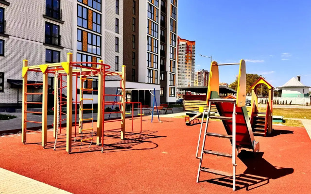 Studia V Tsentre Bresta S Kruglosutochnym Zaseleniem Apartments