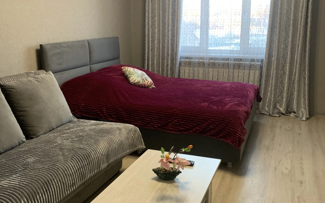 Квартира с Балконом Комсомольская 106