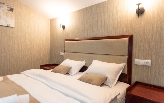 Kraveli Hotel