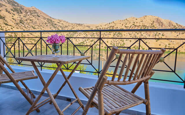Lake View Suites Hotel