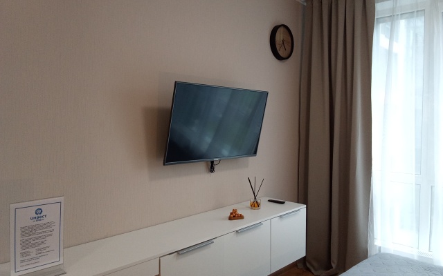 U Metro Parnas 1960 Apartment