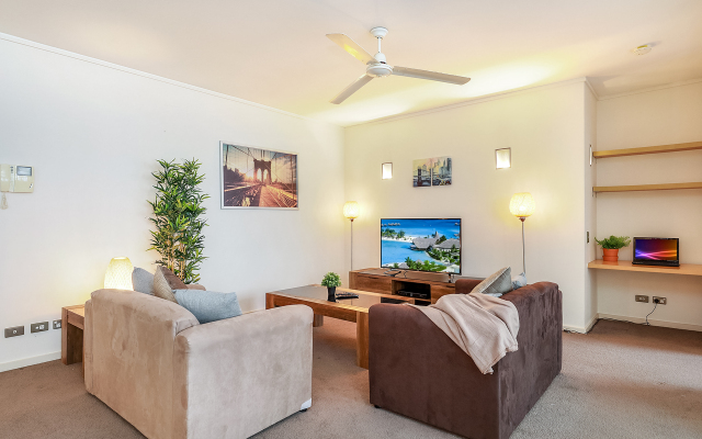 Sophisticated Near Bondi Beach Apartments