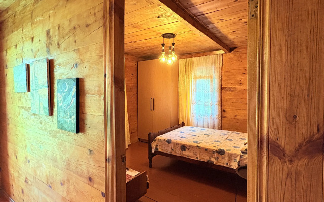 Wooden House Tsikhisdziri Private House