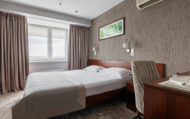 Отель Azimut Кемерово