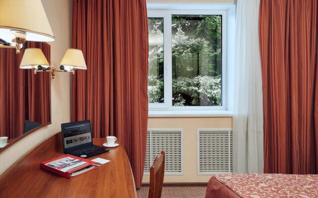 Susanin Park Hotel