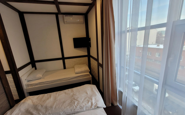 Gostinitsa Amsterdam na Tukaya Hotel