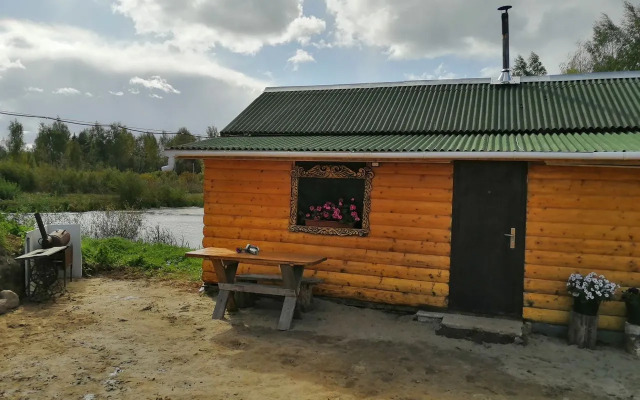 Na Beregu Ozera Private house