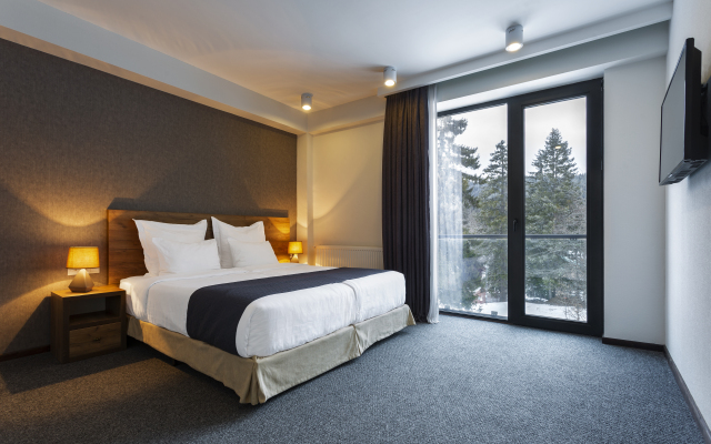Auroom Resort Hotel